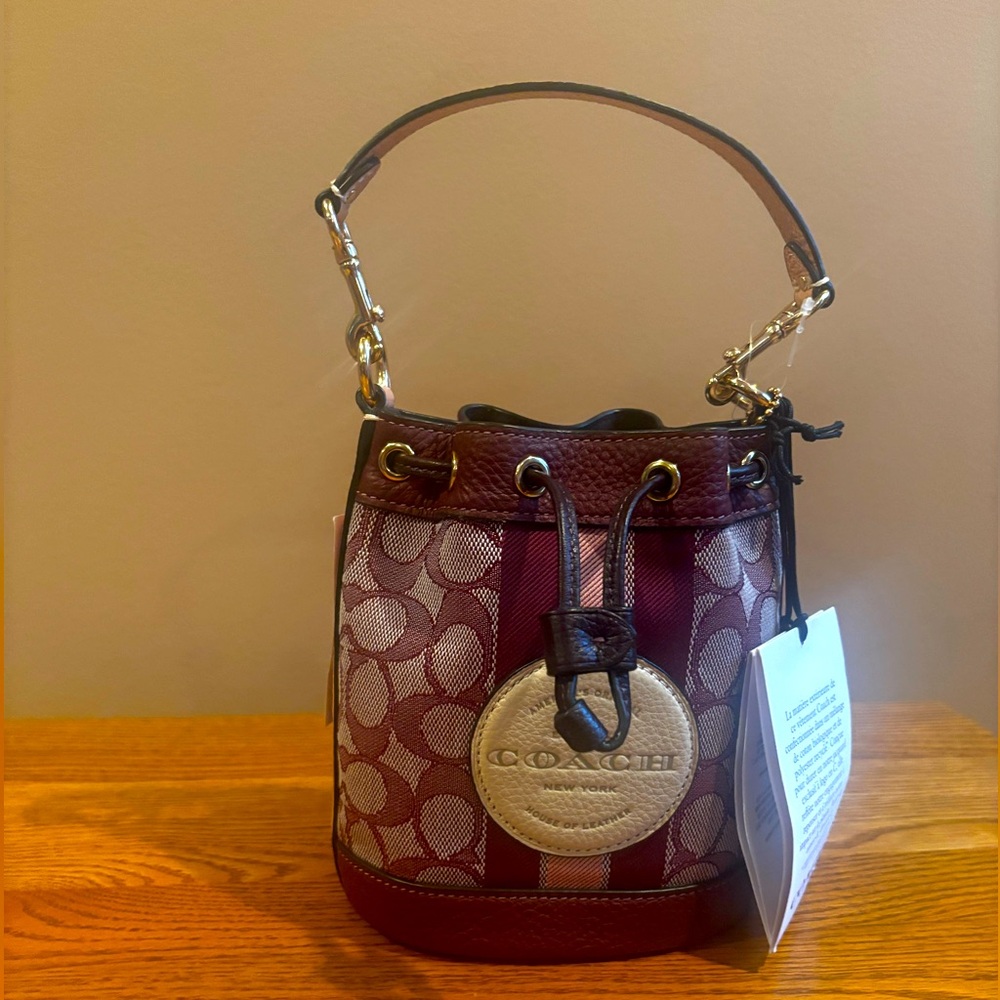 NWT COACH MINI DEMPSEY BUCKET BAG - Picture 4 of 7